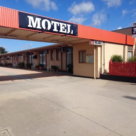 Travellers Rest Motel Бернсдейл Екстериор снимка