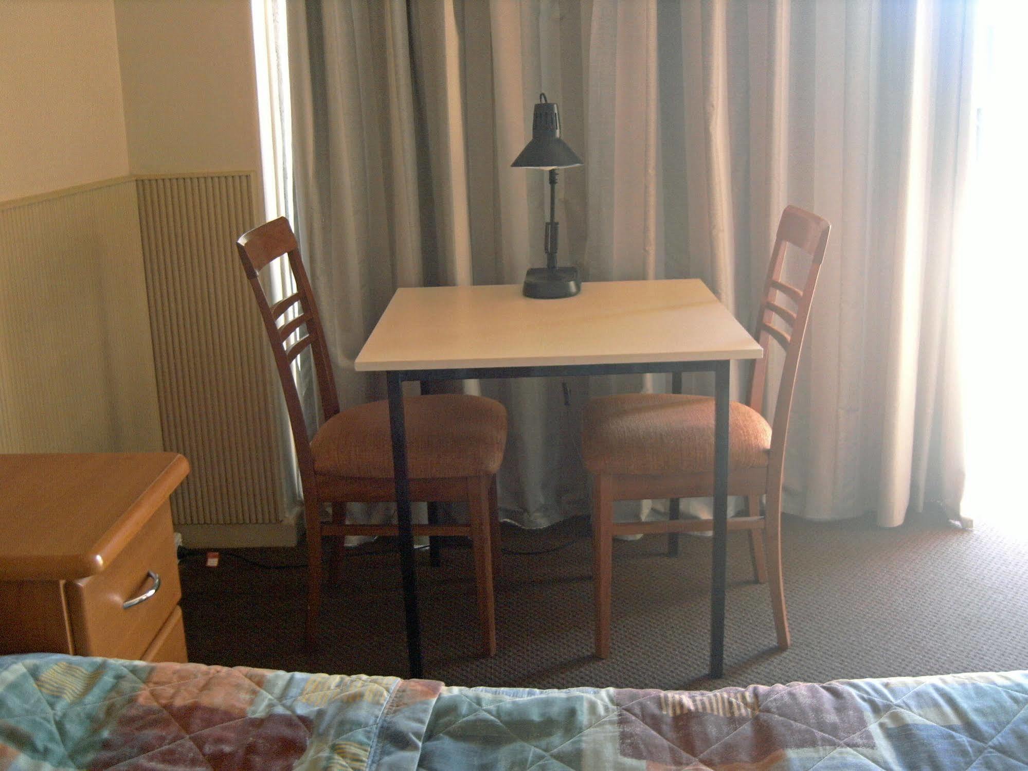 Travellers Rest Motel Бернсдейл Екстериор снимка